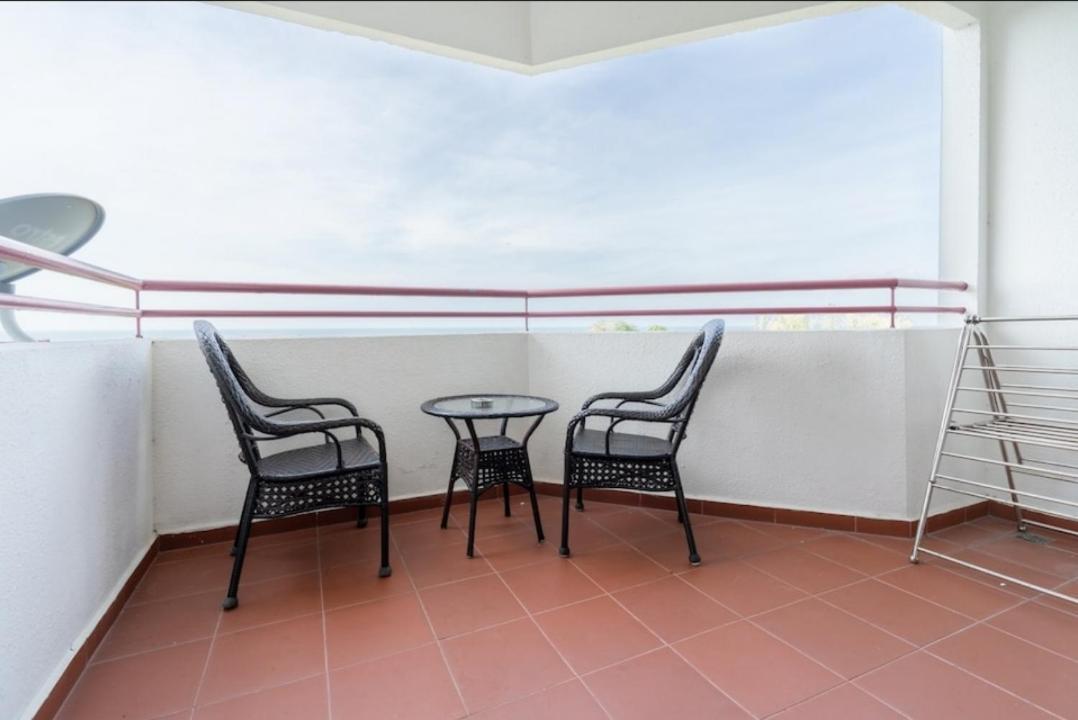 Vip Suite Seaview Batu Ferringhi 1003-2 Bedroom Exterior photo